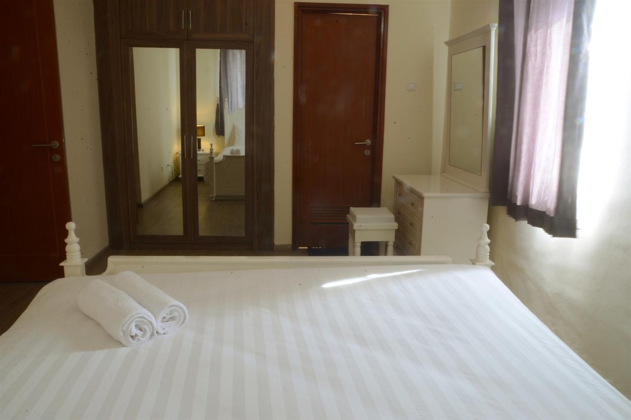 3Br Grand Palace With Private Bathtub By Travelio Jakarta Eksteriør bilde