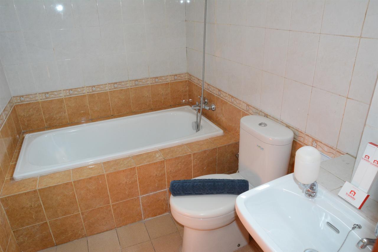 3Br Grand Palace With Private Bathtub By Travelio Jakarta Eksteriør bilde